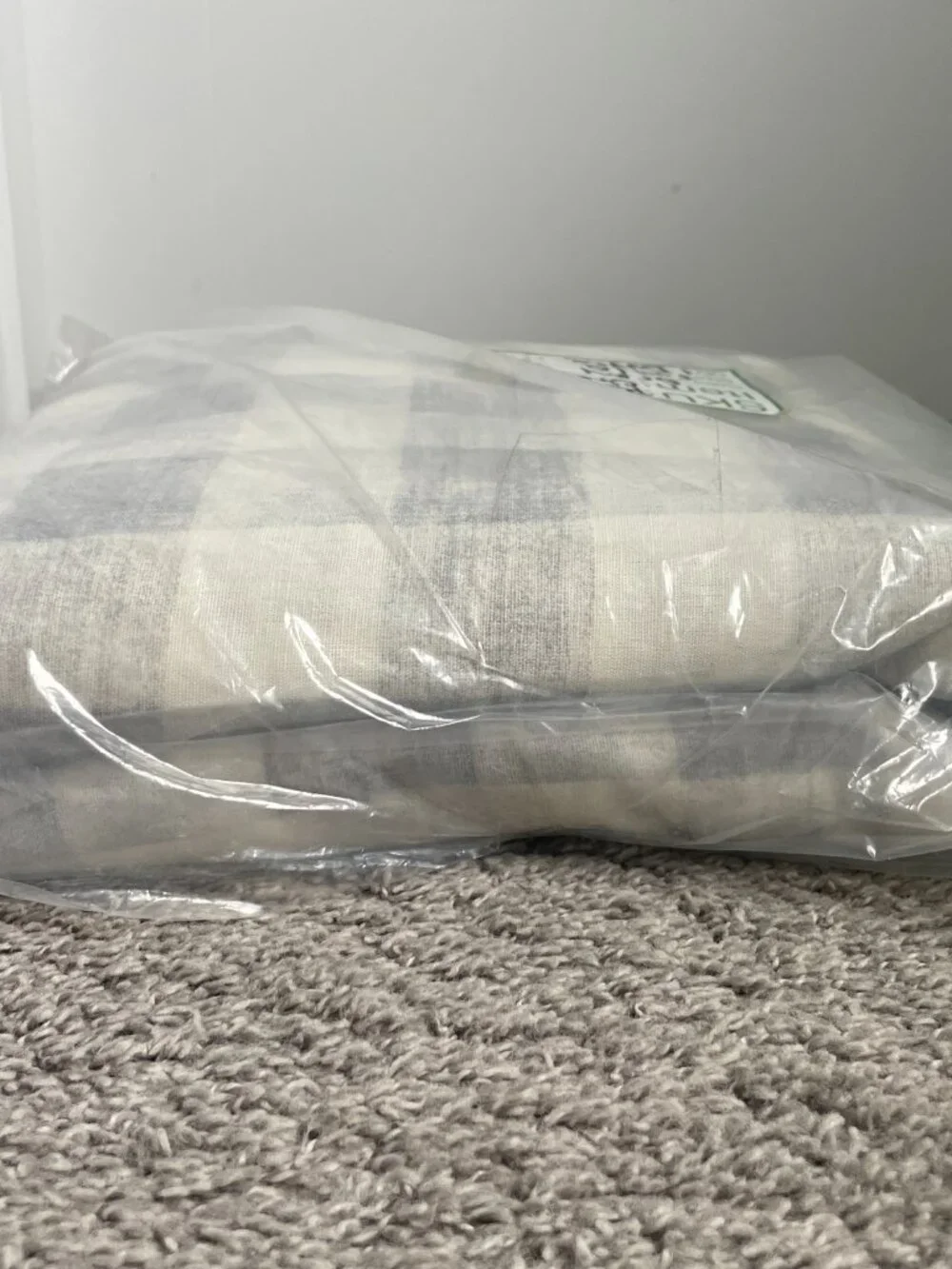 NWT Pottery Barn Rhett Check Duvet Cover in grey - Full/Queen
